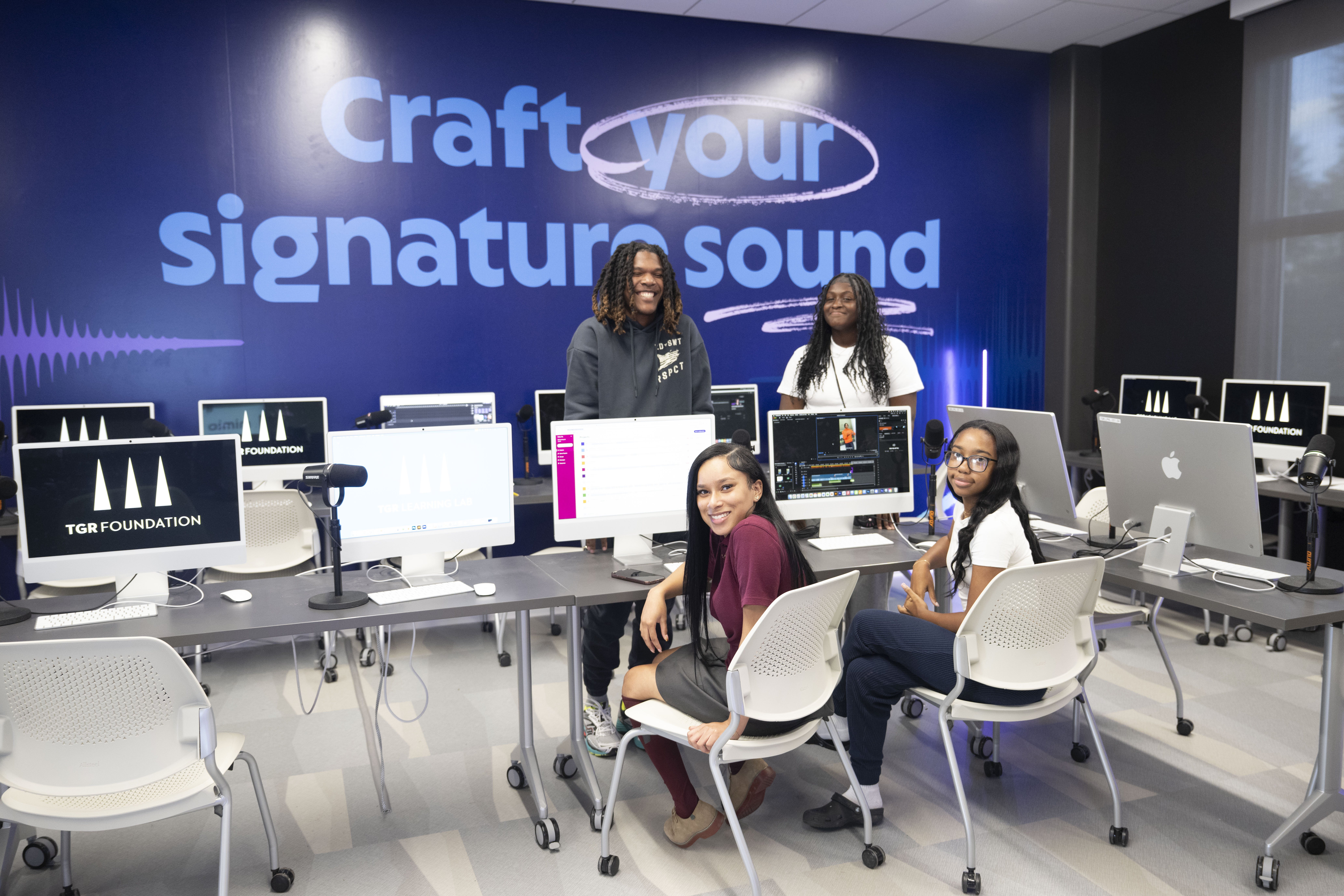 Students in a STEAM program at TGR Learning Lab Philadelphia